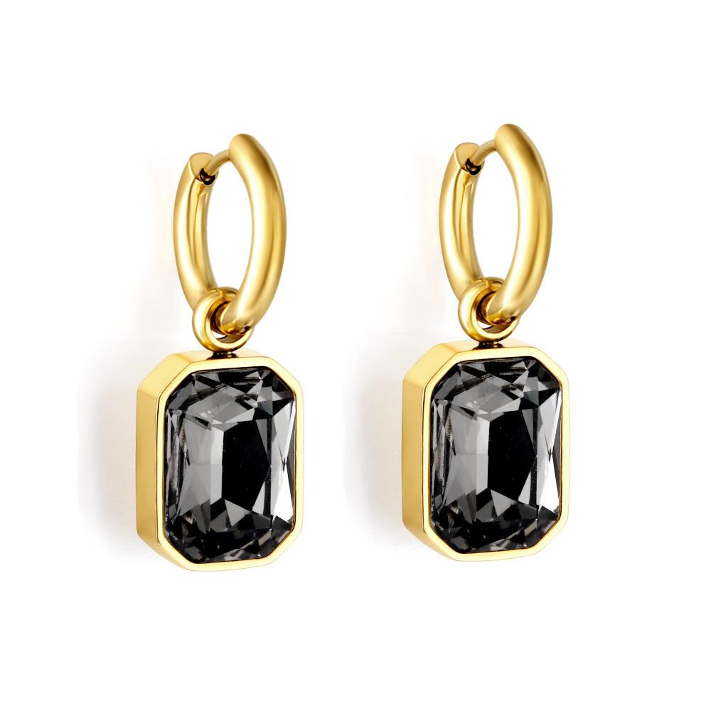 Simple And Luxurious Women's Round Plated Earrings Fashionable High-End Ear Jewelry