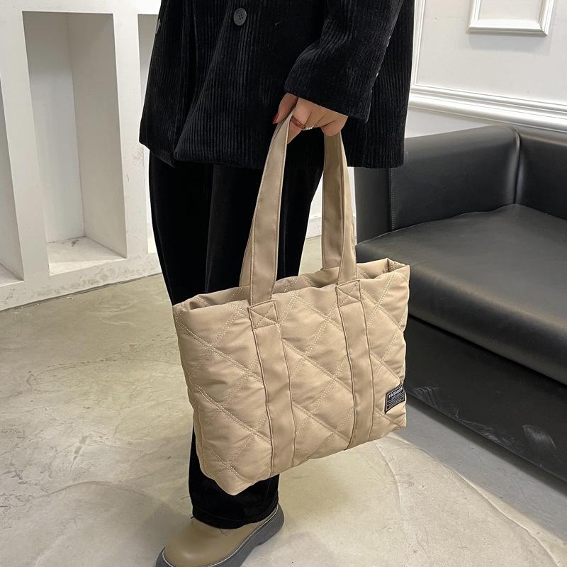 2026 Large Capacity Women s Nylon Shoulder Bag - Street Fashion Handbag
