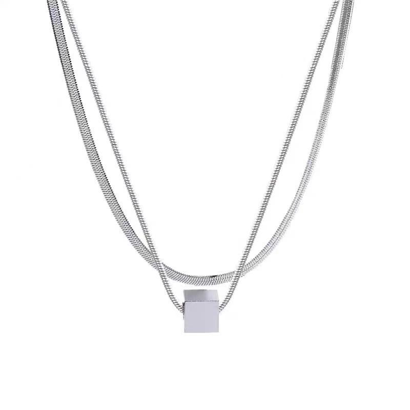 Titanium steel sugar cube stacked, non-fading double-layer square necklace, female ins cold wind round snake necklace, neck chain, collarbone chain