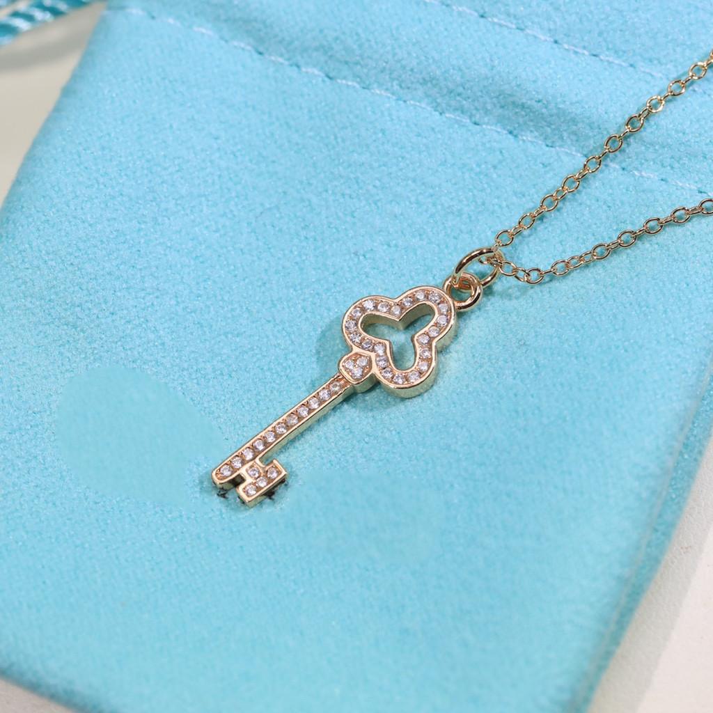 Key Necklace S925 Made of Pure Silver Material, Exquisite Version with Adjustable Chain Length of 45cm Daily Wear, High-quality Jewelry