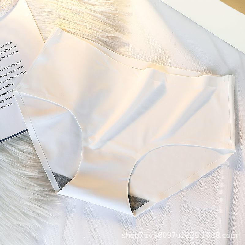 "New 810 Women's Seamless Ice Silk Underwear: Summer Breathable, Sexy, Three-Color Design"