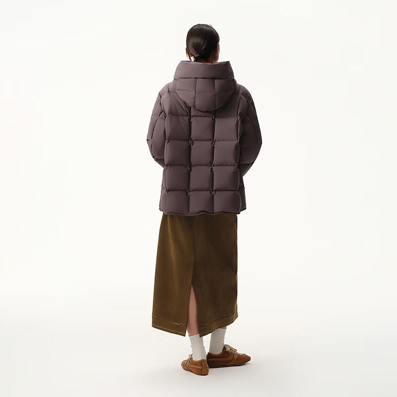 broadcast Women's Plaid Quilted Short Down Jacket