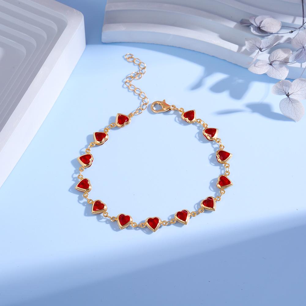Colorful Heart Beaded Bracelet for Women: European & American Style Candy Heart Design