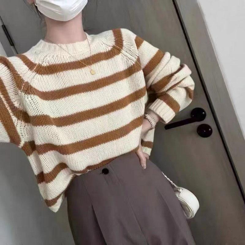 

Полосатый вязаный мягкий клейкий свитер, пуловер для женщин, 2023, корейская версия, новый свободный свободный свитер с круглым вырезом, пуловер, женский топ One Size хаки