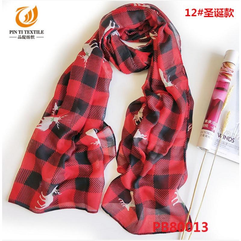 Christmas red and green snowman print Bali yarn scarf medium and long sunscreen beach towel pattern scarf