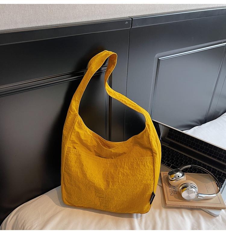 Japanese Solid Color Messenger Bag Waterproof Nylon Bag Female Student Class Shoulder Bag Large Capacity Light Commuter Cloth Bag