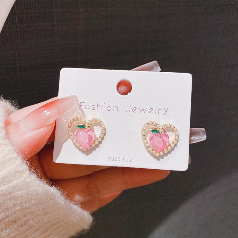

1 пара корейских модных темпераментных сережек-гвоздиков с жемчугом и персиковым сердцем для женщин и девочек, изысканные серьги Ins, милые украшения для ушей