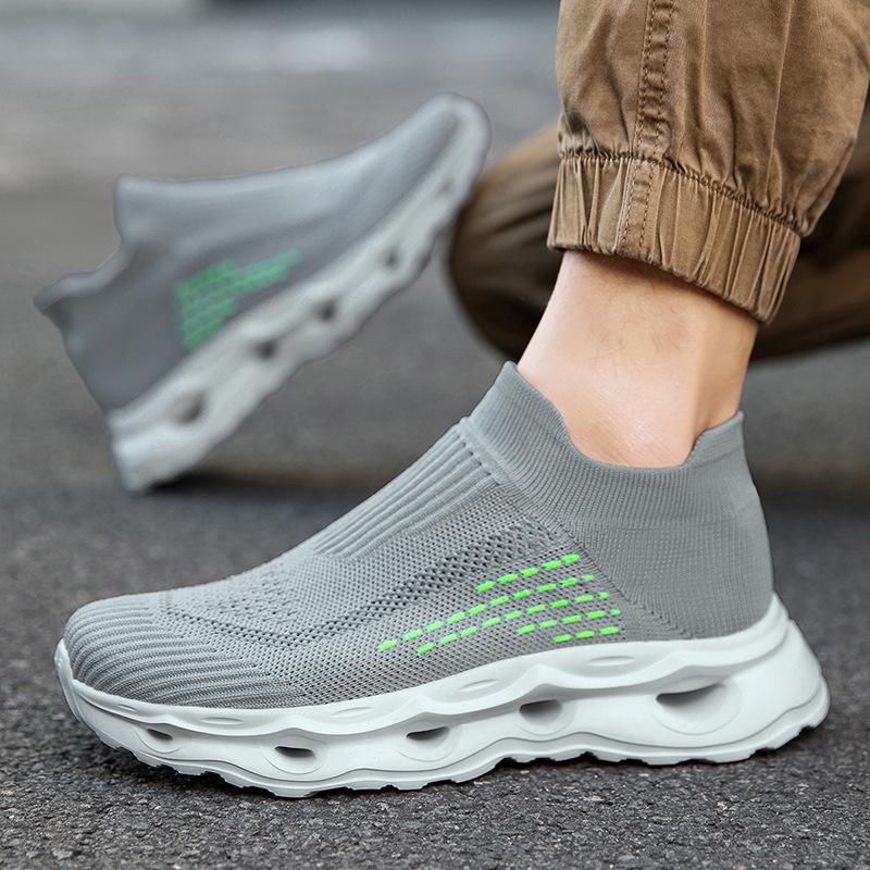 Jinjiang cold sticky new sports socks shoes men's lightweight casual shoes women's wear-resistant high-elastic foam-soled walking shoes