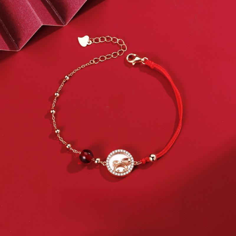 

Оригинальный браслет из красной веревки с кроликом, женский, натальский, гуочао, плетеный, ручной работы, нишевый дизайн, подарок