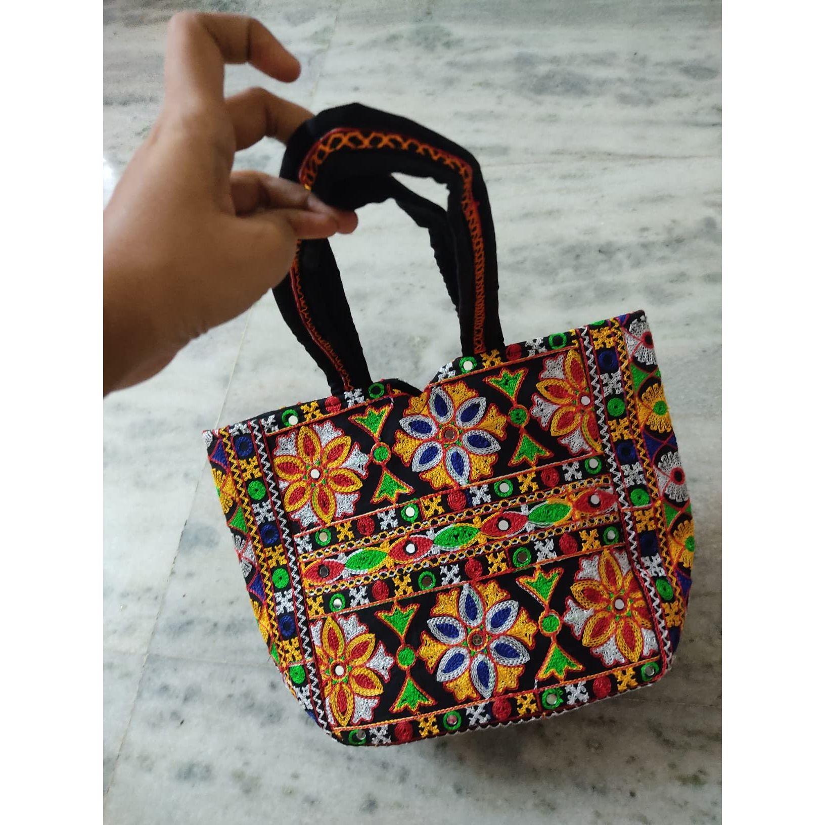 Женская многоцветная сумка Matka ручной работы в Раджастхани (11*15 дюймов) — фото 5