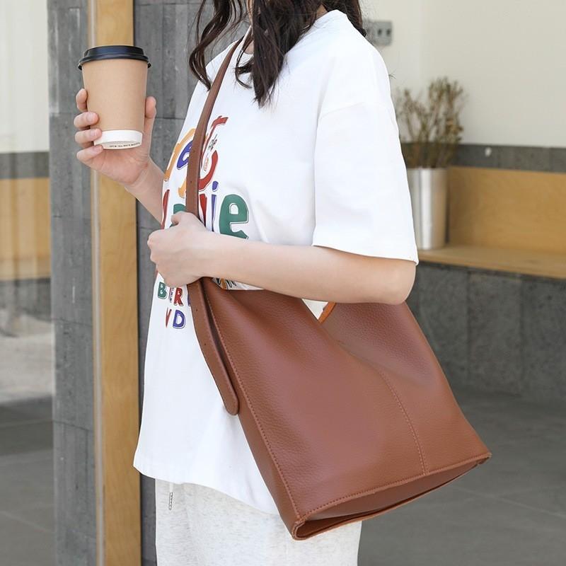 IELGY Korean version of casual retro bucket bag, fashionable lychee pattern child and mother bag, soft leather shoulder messenger women's bag