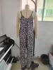 2024 Damen Leopard Print Ärmelloser Jumpsuit mit Taschen - Lockere Passform, Spaghetti-Träger, Lässiges Einteiliges