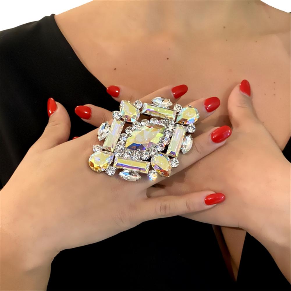 Exquisite Fashion Ring, European And American Luxury Rhinestone Finger Ring, Accessory Ring