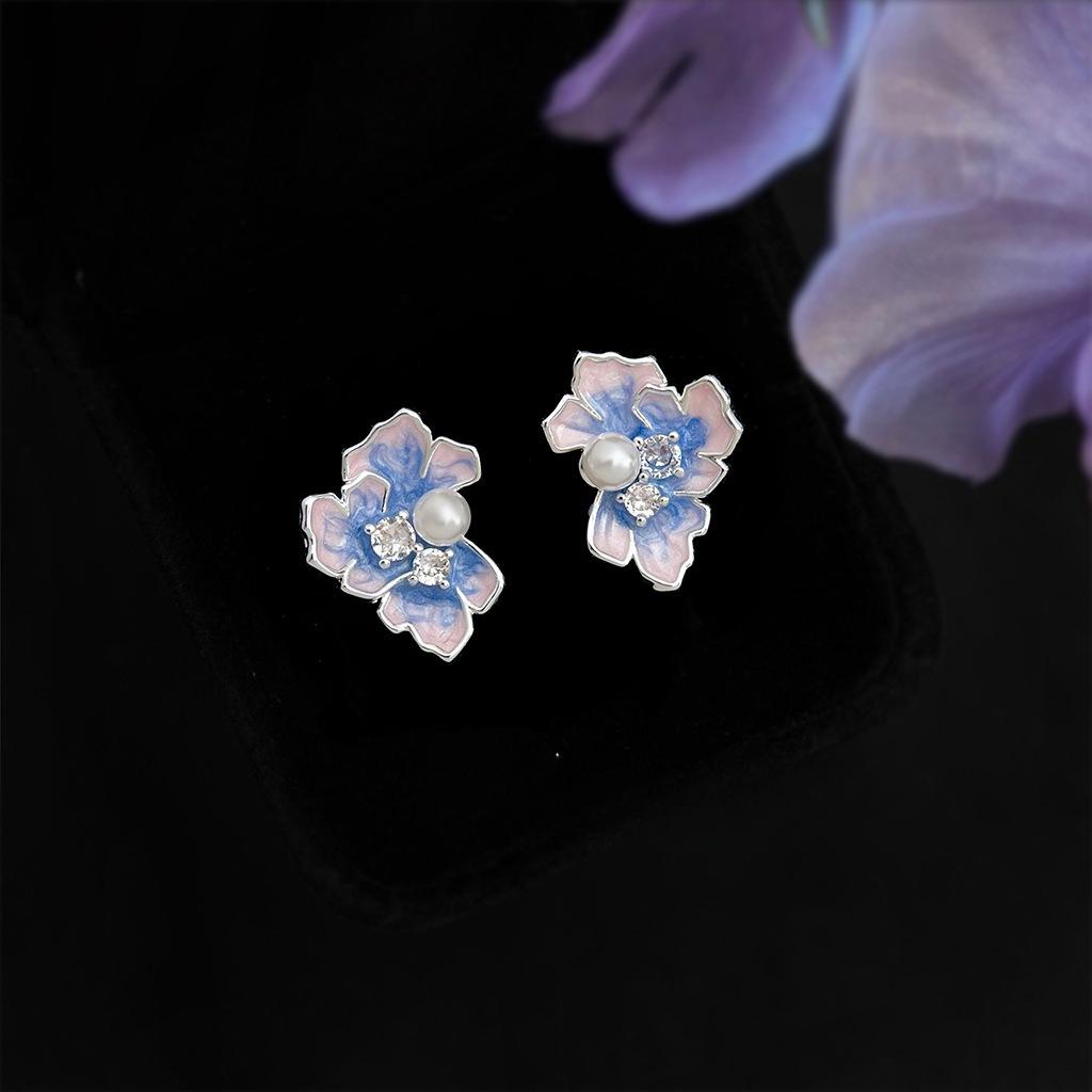Female Fashion Flower Earrings 1 pair
