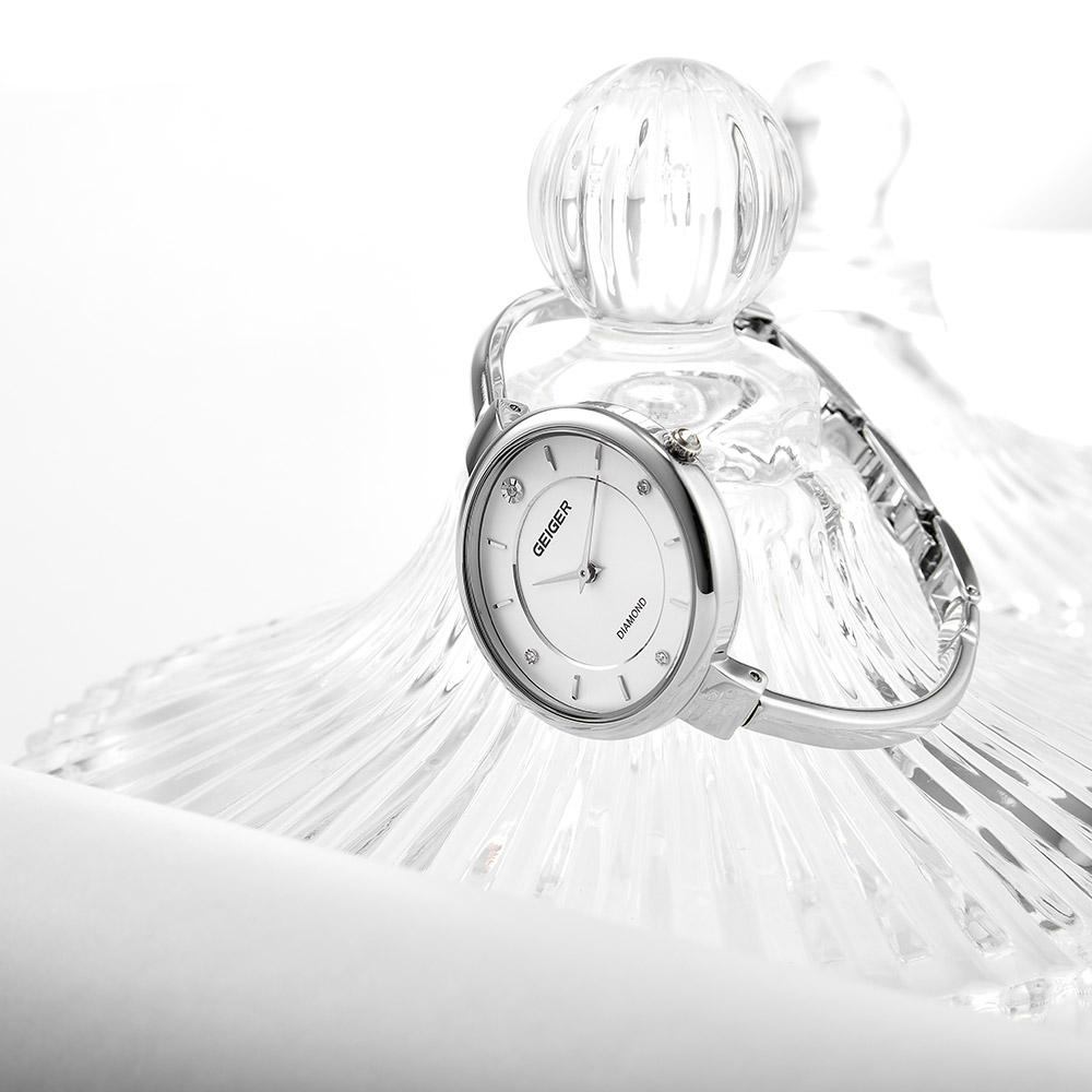 Gaigeo Ge1229 Women'S Diamond Bangle Watch