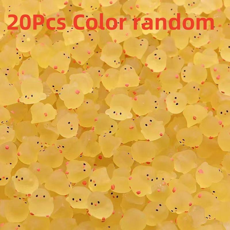 10-30Pcs Mini Fluorescence Chicken Moss Toy Microlandscape Miniature Chick Figurines Fairy Garden Accessories Home Decor Crafts