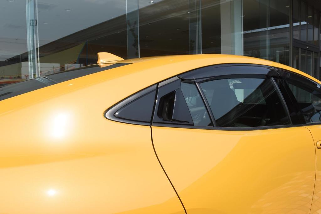 SecondStage Toyota Prius 60er Serie Hintertürgriff-Zierleiste, Piano Black, T727BLK