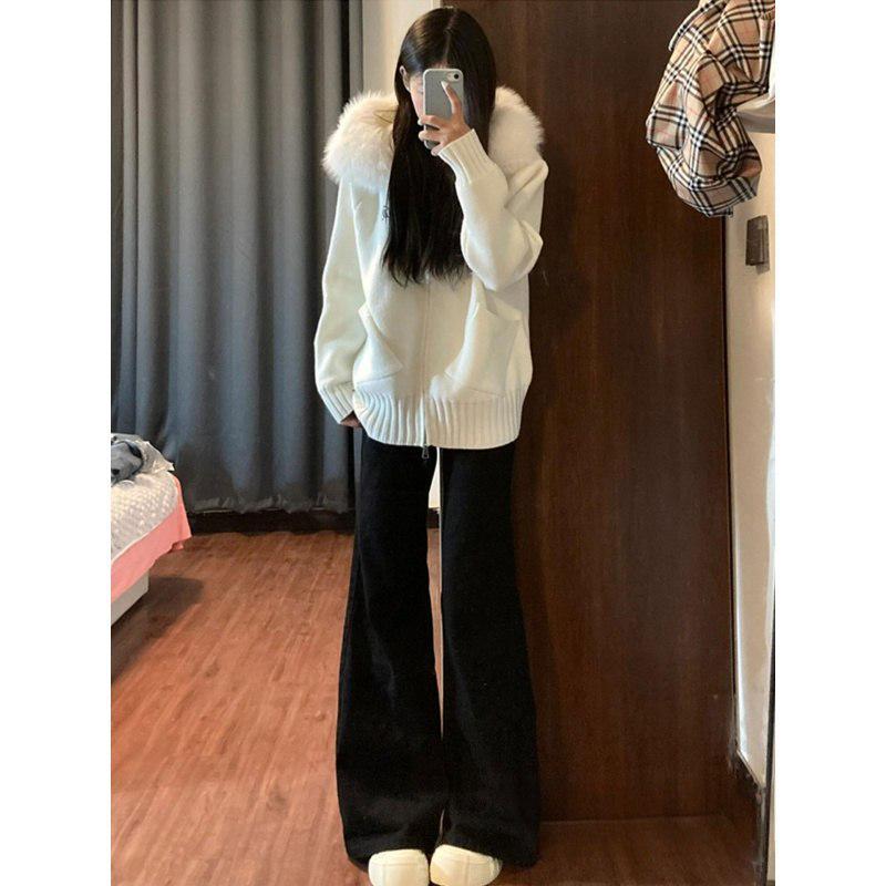 

Plus Size Women s High Waist Velvet Micro Flare Jeans - Thickened, Slimming, Elastic Fit for Autumn/Winter XL