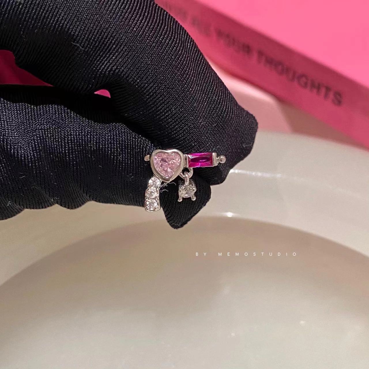 

Earrings silver-plated women s niche design high-end cochlear nails pink love zircon six-piece earrings
