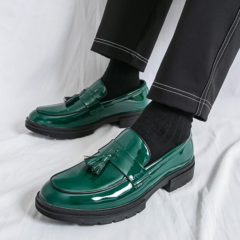 Fashion Designer Fashion New Men Pointed Tassels Loafter Gentleman Thick-soled Patent Leather Casual Shoes Male Formal Dress Footwear