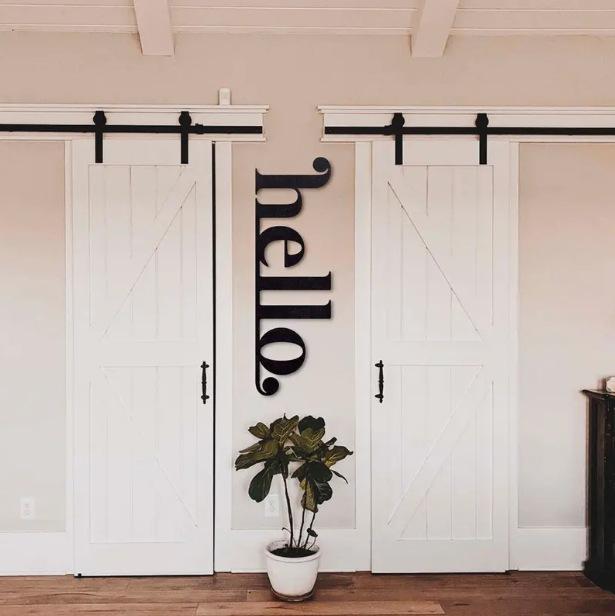 Wrought Iron Silhouette Wall Sticker - Creative Decorative Hanging for Living Room, Entrance, Bedroom, and Dorm