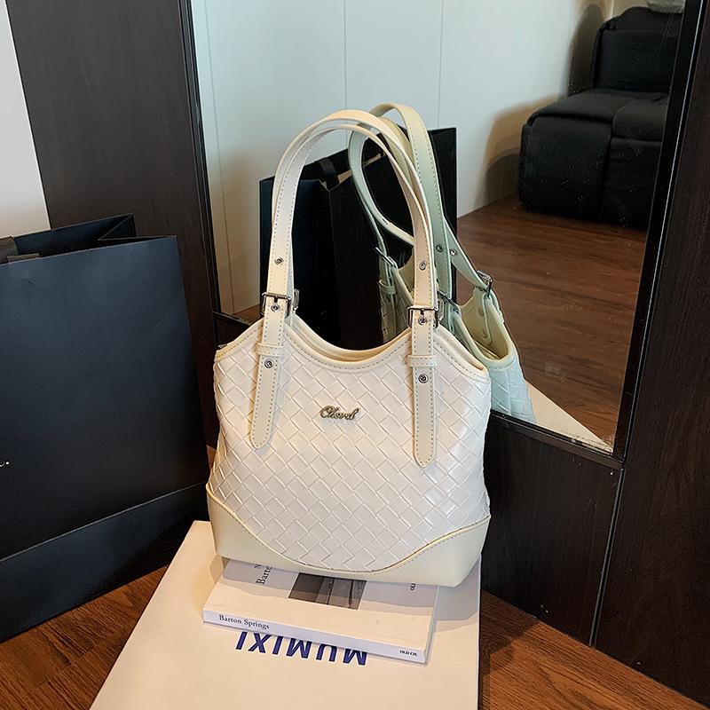 

Модная сумка-тоут женская новая высококачественная универсальная сумка под мышку повседневная для поездок на работу на плечо