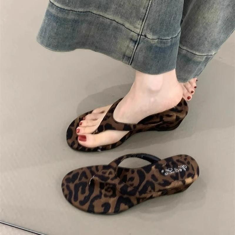 Slope Heel Sandals Summer New Round Head Toe Suede Leopard Soft Sole Anti-slip Wear-resistant Medium Heel Slippers