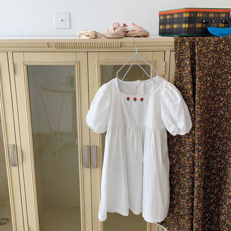 

Милое детское платье принцессы для девочек, детское летнее праздничное платье для маленьких девочек с квадратным вырезом и пышными рукавами, маленькое платье с цветочной вышивкой 11