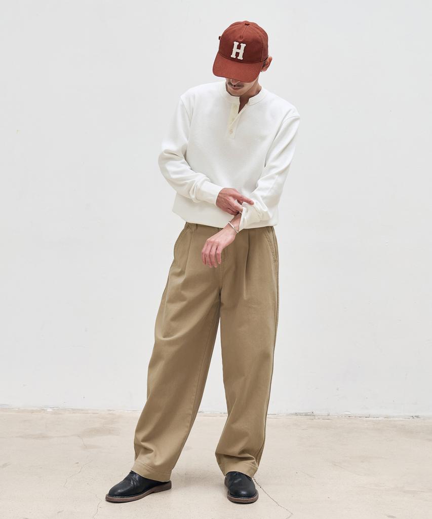 HEBIWEDEO One-Pleat Dart Chino Pants 2 Colors