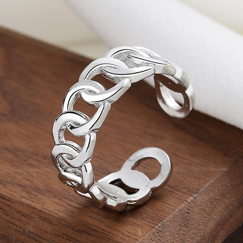 Fashionable Light Luxury Open Adjustable Ring Set for Women - European & American Style, Trendy, Cool, and Unique Personality.