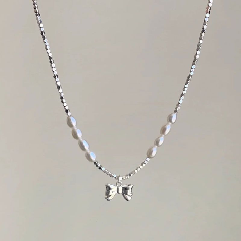 Broken Silver Pearl Bow Necklace Women's Light Luxury Versatile Cold Wind Niche High-end Collarbone Chain Jewelry