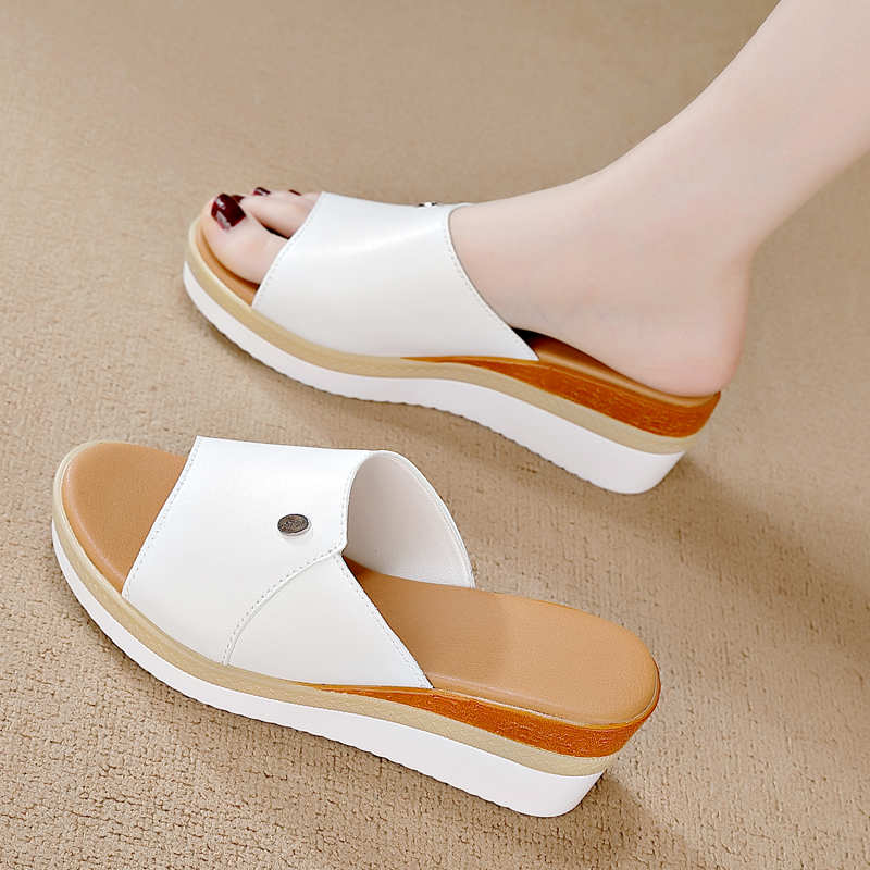 Mode Sommar Hemtofflor med Tjock Klack För Kvinnor Gula Sandaler Stövletter Tennisskor För Kvinnor Sneakers Sport Lyx Träningsskor