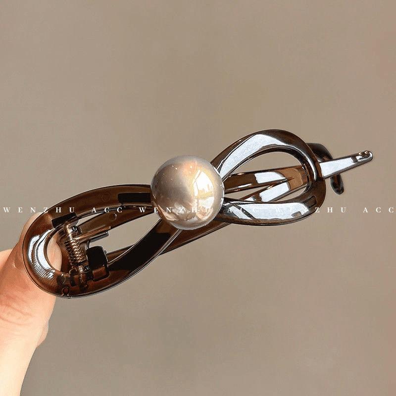 Bow Pearl Twist Hair Claw Elegant Women Back Head Shark Hair Clip Stylish Daily Hair Accessories