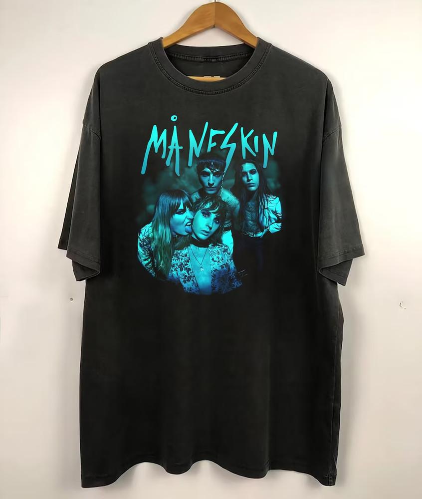 Maneskin Тур Хэллоуин Унисекс Футболка Полный Размер S-5XL Унисекс Футболка M