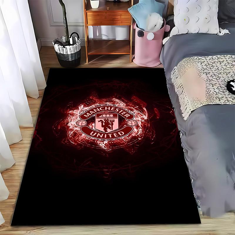 Manchester United carpet Designed floor mat, suitable as a non-slip mat for the living room or bedroom sofa