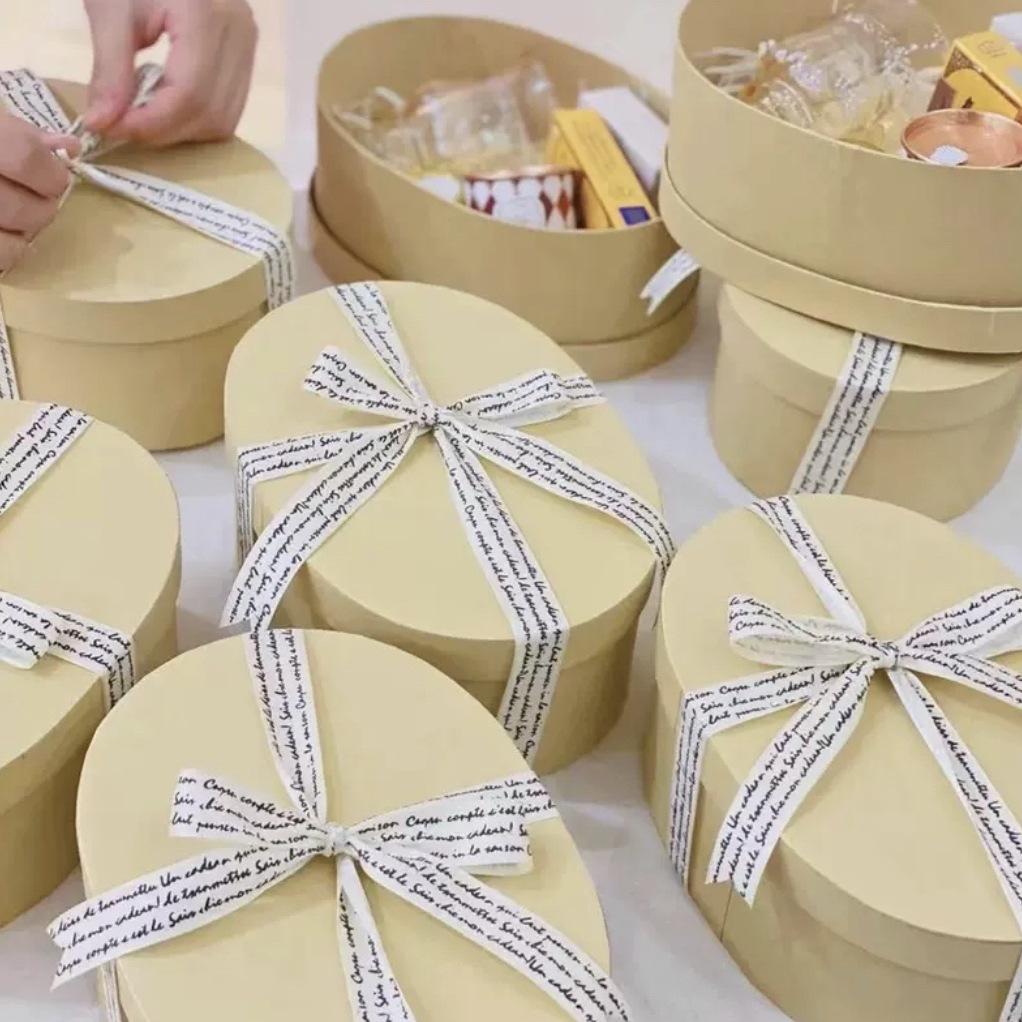 Scatola Regalo Ovale in Carta Kraft per Capodanno e Festa degli Insegnanti, Souvenir e Confezionamento per Dolci, Scatola Vuota