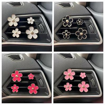 Lot de 4 clips de parfum pour ventilation de voiture, désodorisant, climatisation, aromathérapie, petite marguerite, accessoires de décoration intérieure