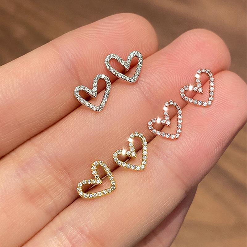 Hollow Love Earrings, Slightly Inlaid Sweet Heart Earrings, Korean Simple Peach Heart Women'S Stud Earrings