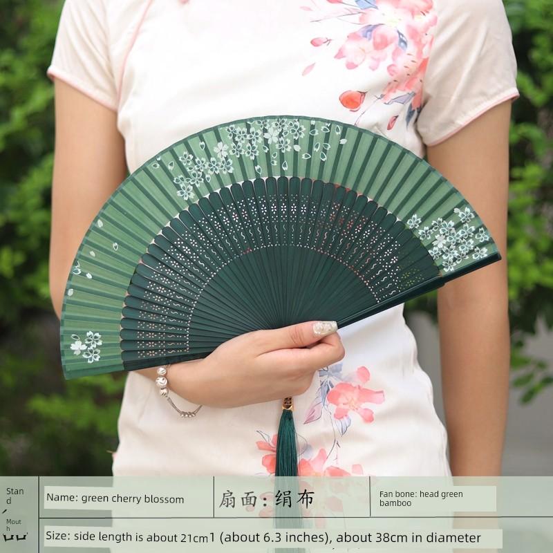 Vintage-Style Portable Green Folding Fan for Women, Suitable for Hanfu, Cheongsam, Classical Dance, and Summer Use