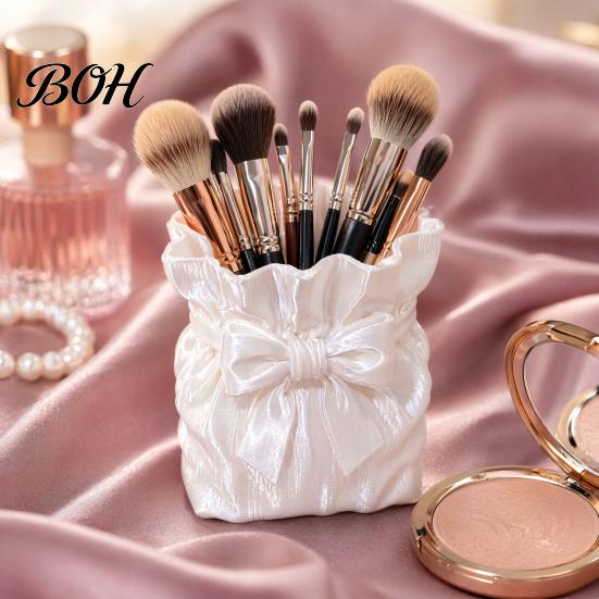 Eye Shadow Brush Case Satin Bow Bag Makeup Holder, 3D Printed Beauty Tool Organizer Holder for Desk, Large Bowknot Pouch Pencil Storage Container