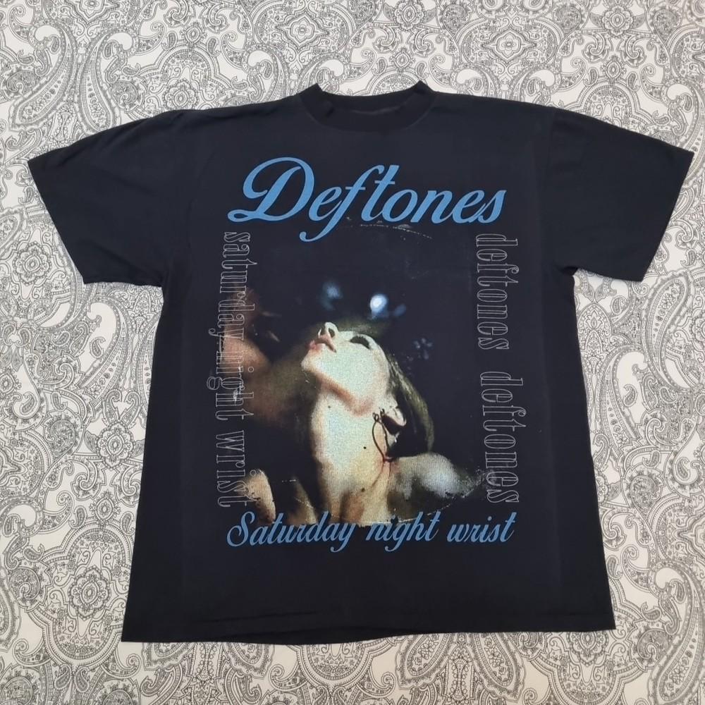 Vintage Deftones T-shirt Saturday Night Wrist Metal Band Tee Graphic Print