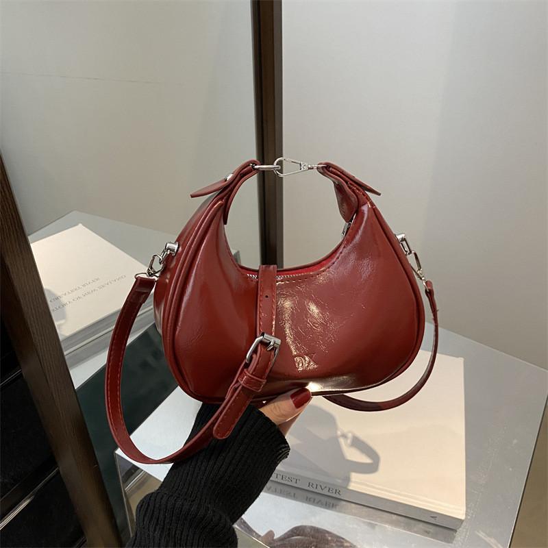 Fashionable Trendy Women's Crescent Shoulder Bag Versatile For Casual Outfits In Multiple Colors