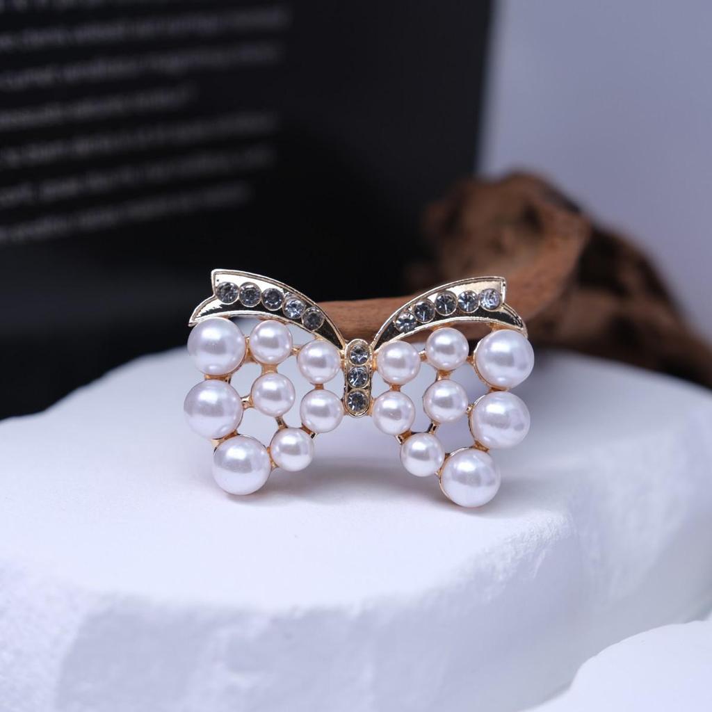 Elegant Women's Rhinestone Bow Brooch - High-End Alloy Pin Accessory