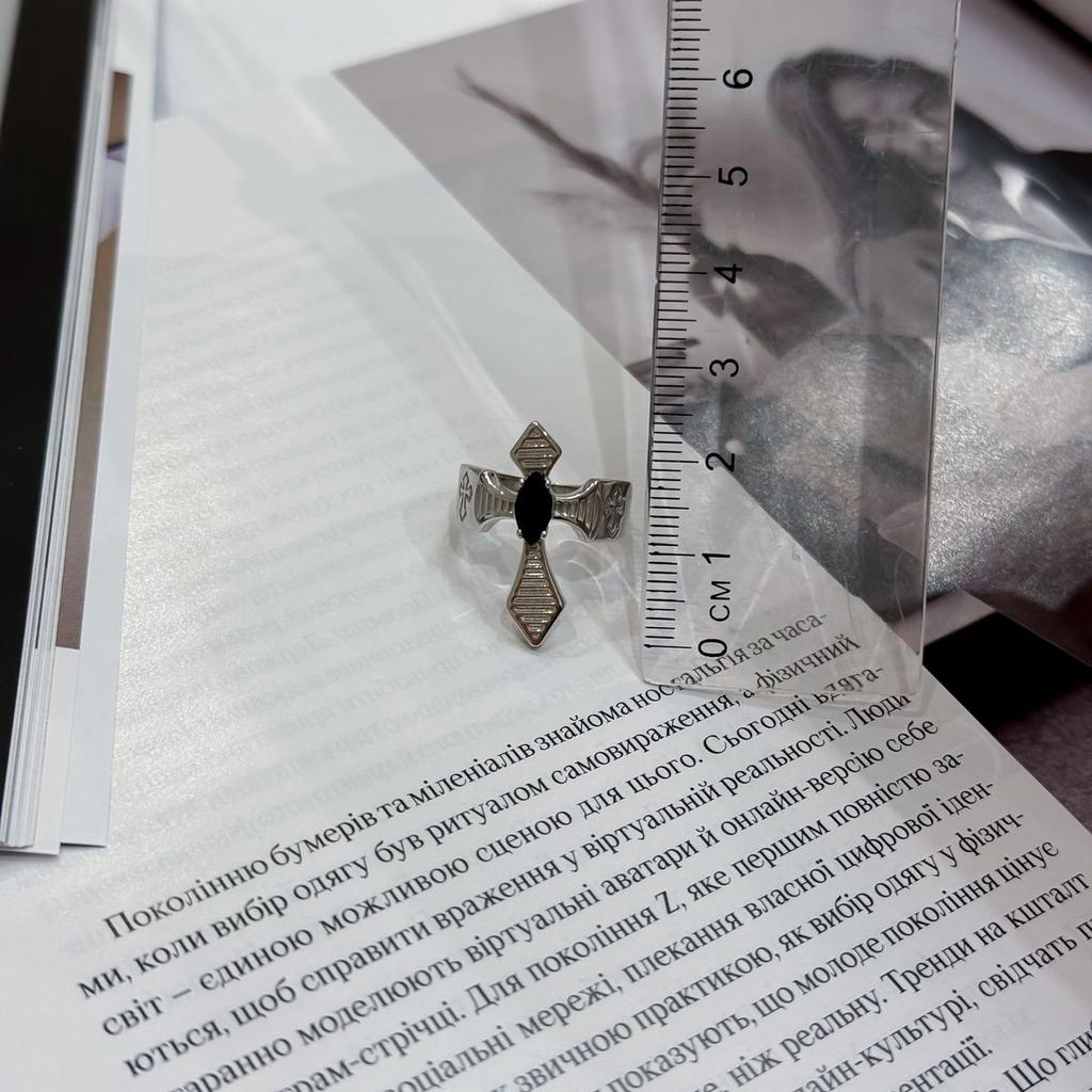 Silver Ring with Cubic Zirconia, Product Weight 5.39 G (2175643)