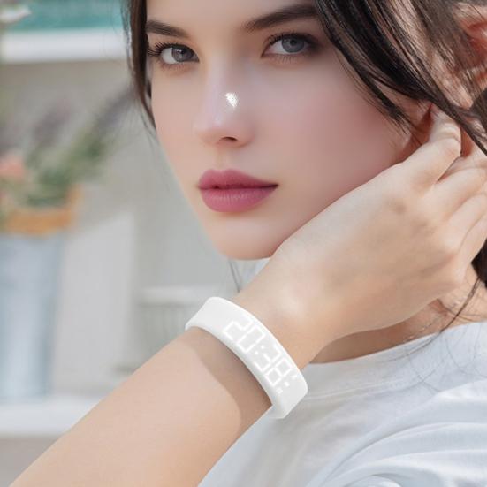 Fitness Alarm Clock Watch IP65 Waterproof Multifunctional USB Charging Digital Silent Vibration Wake-Up Sports Wristband