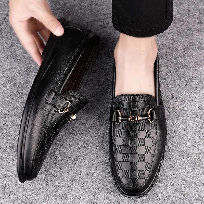 2025 Dress Shoes Men Casual Shoes Summer Genuine Leather Loafers Men Moccasins Slip On Men's Flats Breathable Driving Shoes