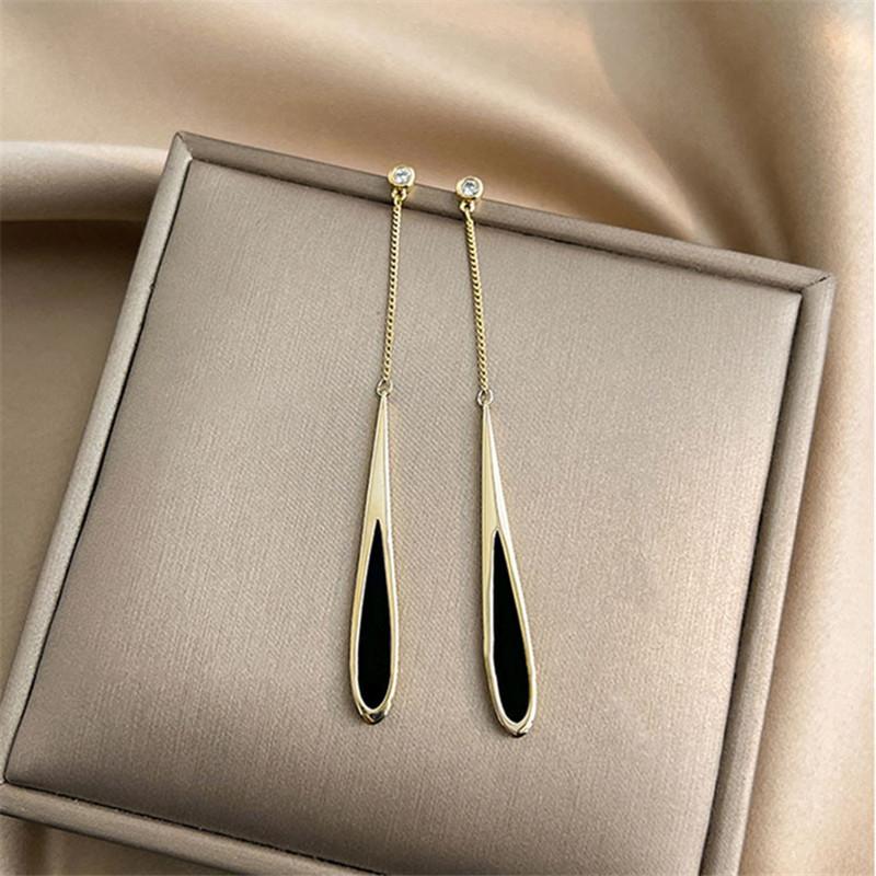 New Trendy, Light Luxury Water Droplet Earrings with A Fashionable and Niche Design, Earrings with A Cold and Cool Style, and Long Earrings