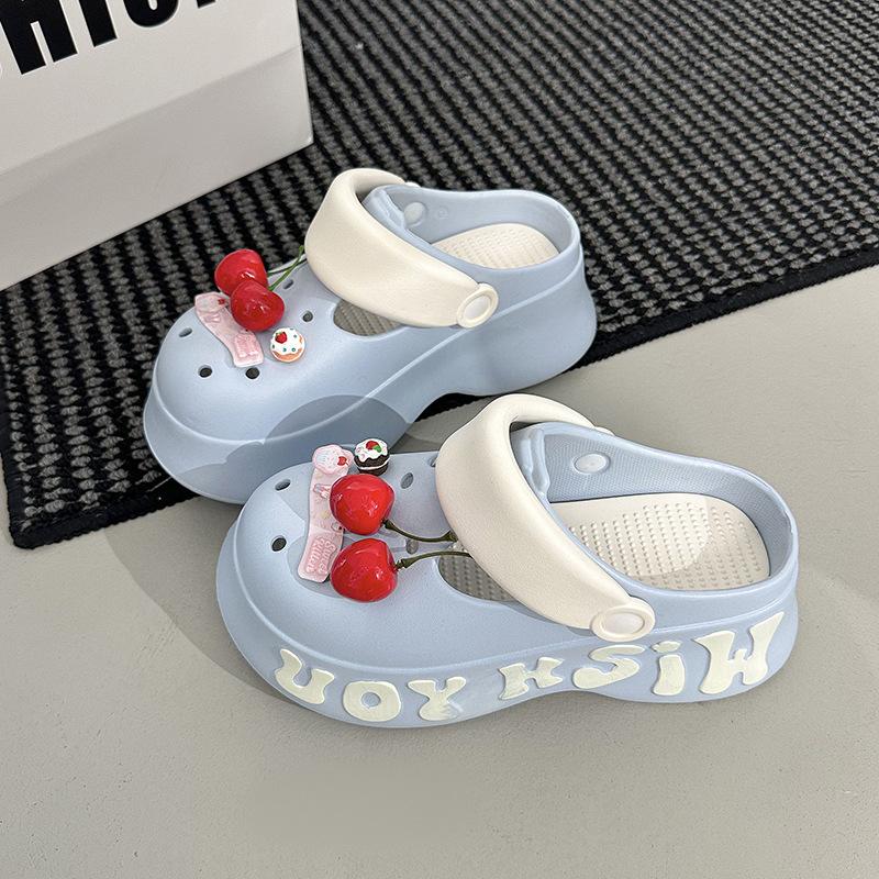 Thick-soled heightening bag head slippers women's spring and summer 2025 new outer wear beach non-slip and deodorant student hole shoes