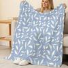 Lightweight Flannel Throw Blanket, Simple Leaf Pattern, Soft & Cozy Plush Blanket for Home Sofa Car, Halloween & Christmas Use