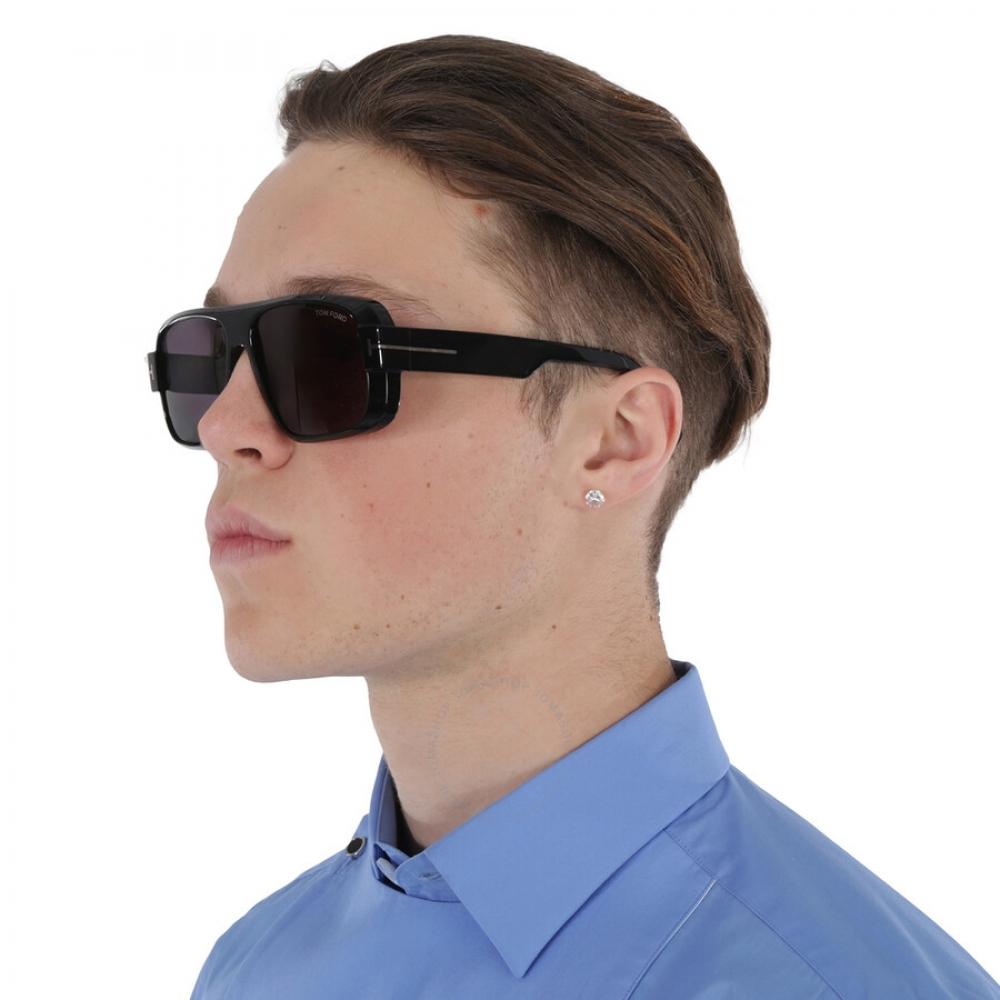 Tom Ford Turner Smoke Navigator Men S SunglaSSeS Ft1101 01a 58